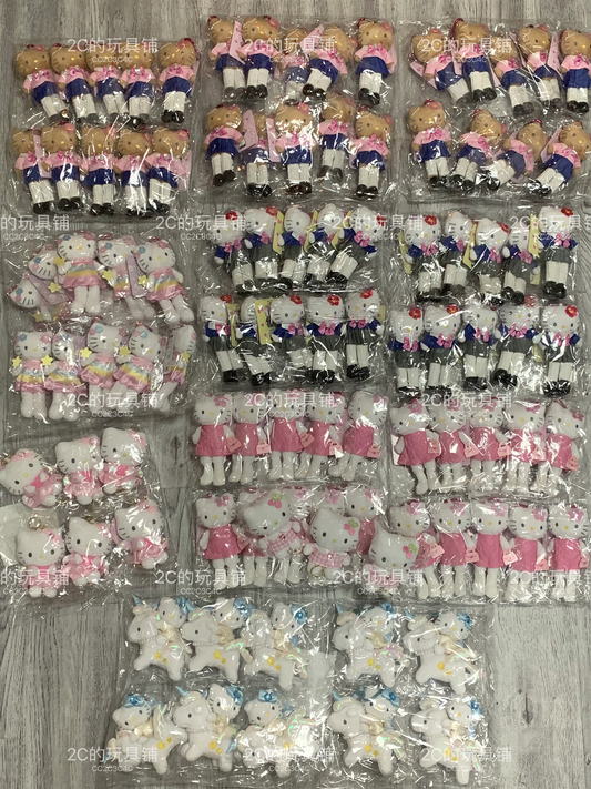 现货日本三丽鸥 hello kitty长腿kt平成毛绒公仔nic爱心扣挂件